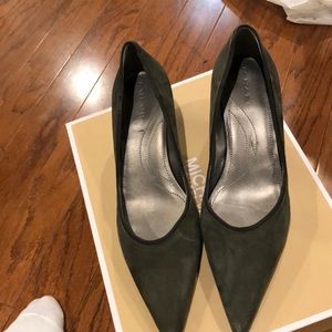 Tahai shoes gray suede never wore outside